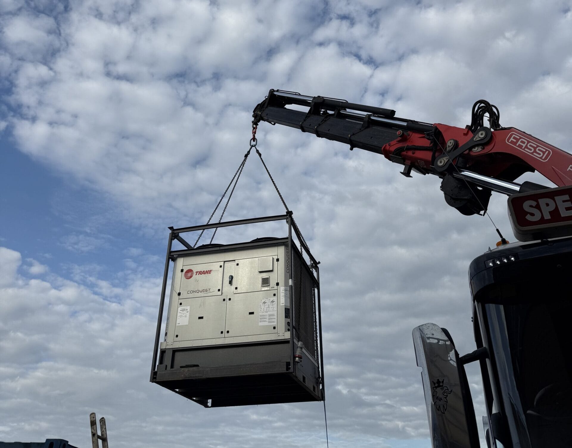 heat pump chiller hire